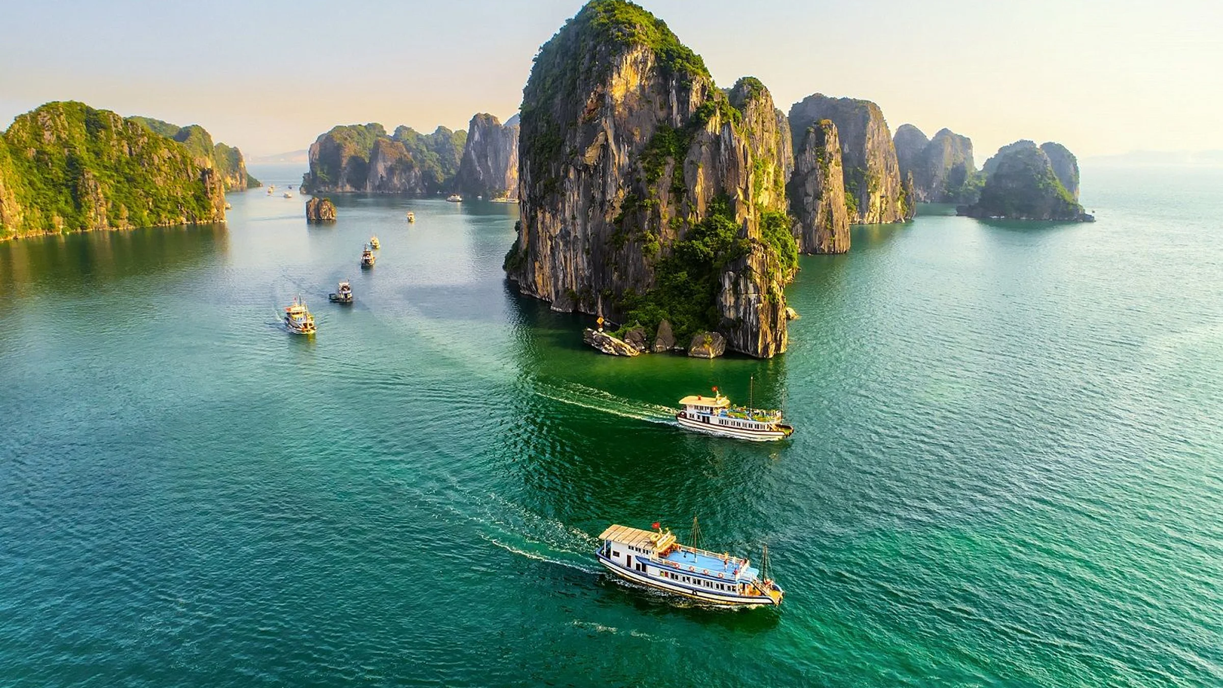 Ha Long Bay